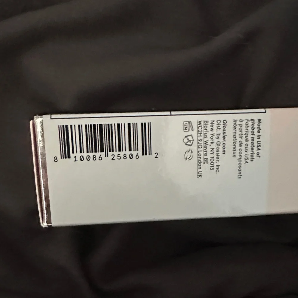 Glossier Universal Pro-Retinol Serum - Pink and Silver